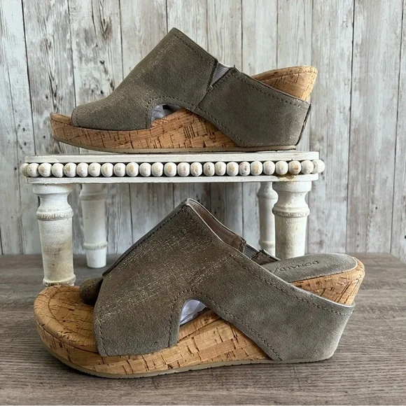 Donald J. Pliner Women's Metallic Wedge Sandals 7.5 - Picture 2 of 7